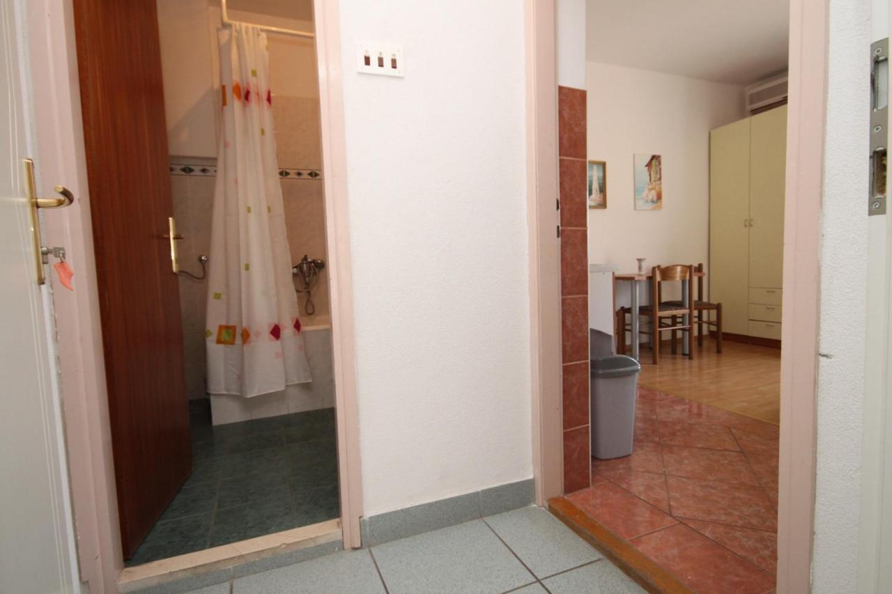Apartments With A Parking Space Makarska - 6693 エクステリア 写真